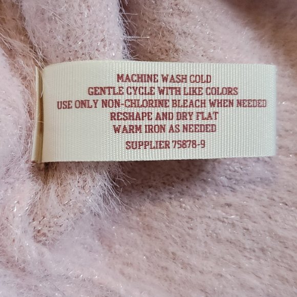 Arizona Light Pink L/S Sweater with cut out V neck Size Medium Fuzzy Faux Fur - Picture 7 of 8